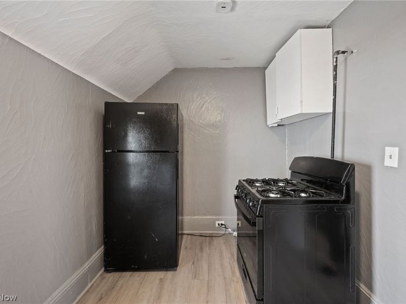 2180 W 83rd Street , Cleveland, OH 44102 Photo 15