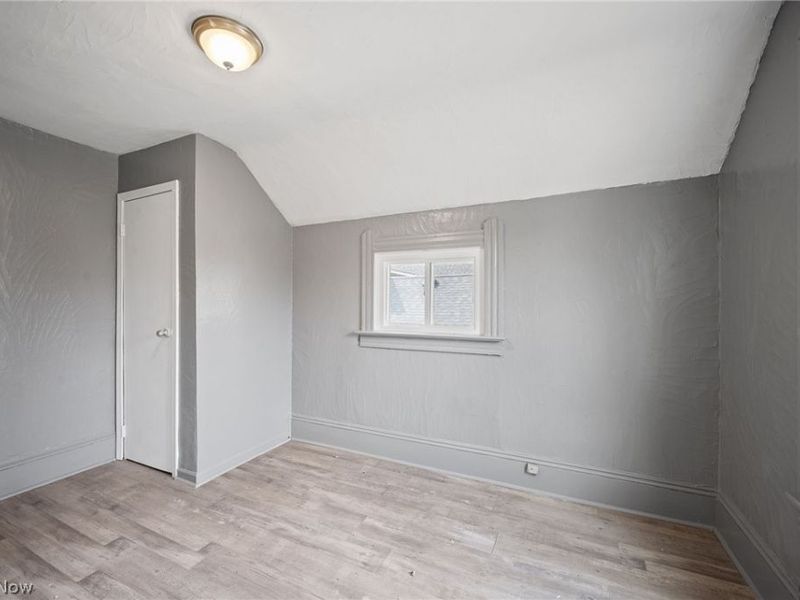 2180 W 83rd Street , Cleveland, OH 44102 Photo 17