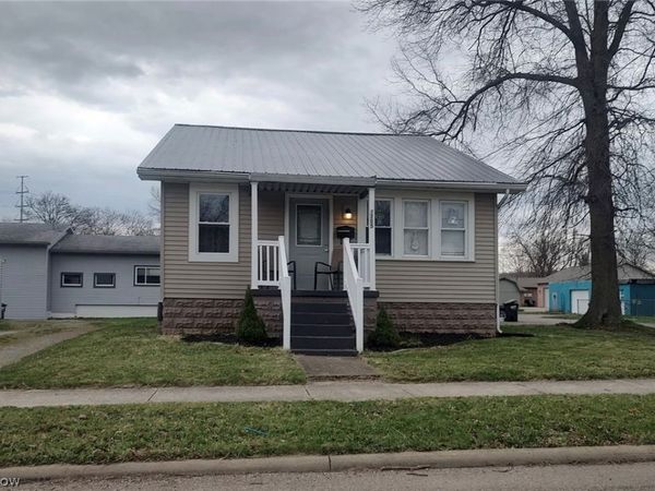 1305 Eastport Avenue, Uhrichsville, OH 44683