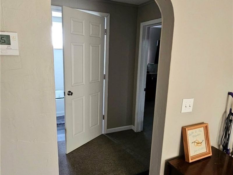 1305 Eastport Avenue, Uhrichsville, OH 44683 Photo 10