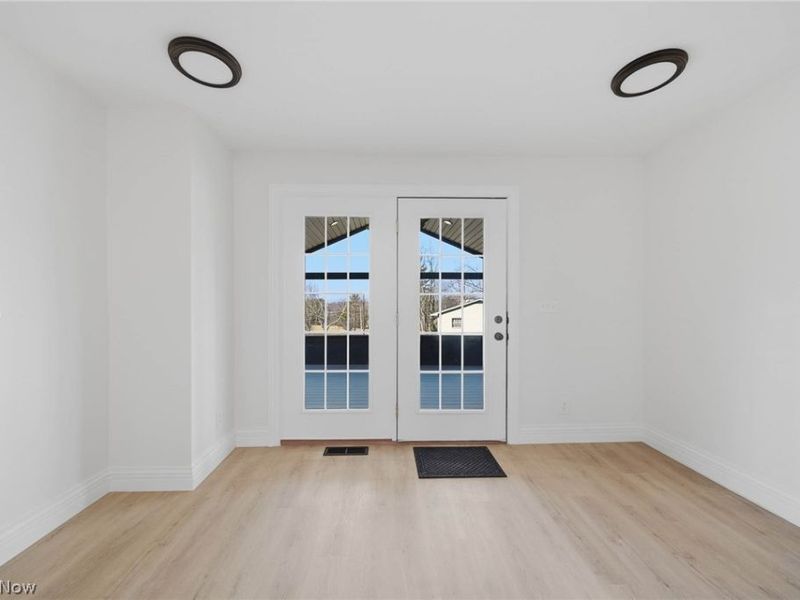 6097 Reno Drive , Louisville, OH 44641 Photo 10