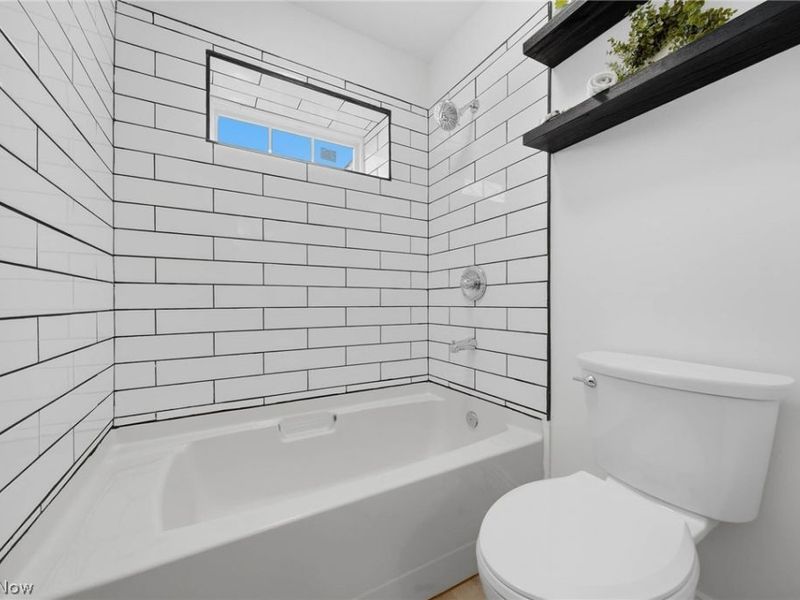 6097 Reno Drive , Louisville, OH 44641 Photo 13