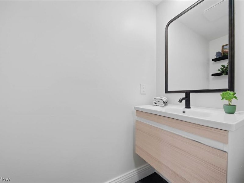 6097 Reno Drive , Louisville, OH 44641 Photo 14