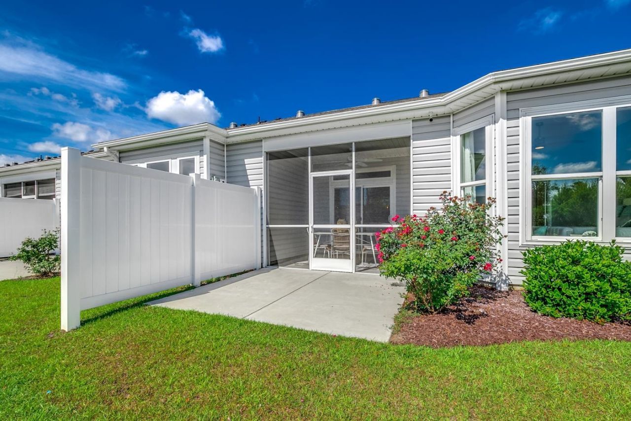 2628 Hartington St Photo 10