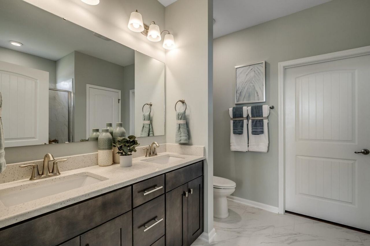 2628 Hartington St Photo 22