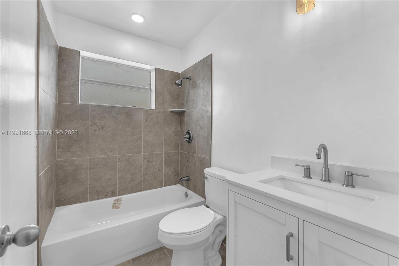 3750 SW 59th Ave, Unit 3, Davie, FL 33314 Photo