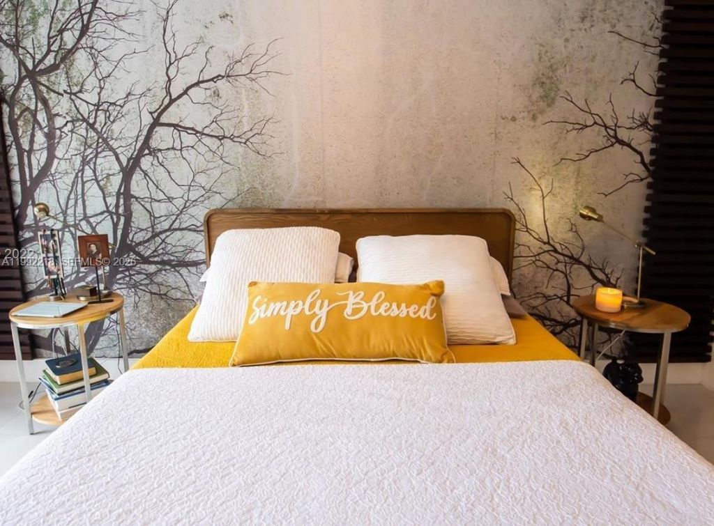 1650 NE 115th St, Unit 302, Miami, FL 33181 Photo