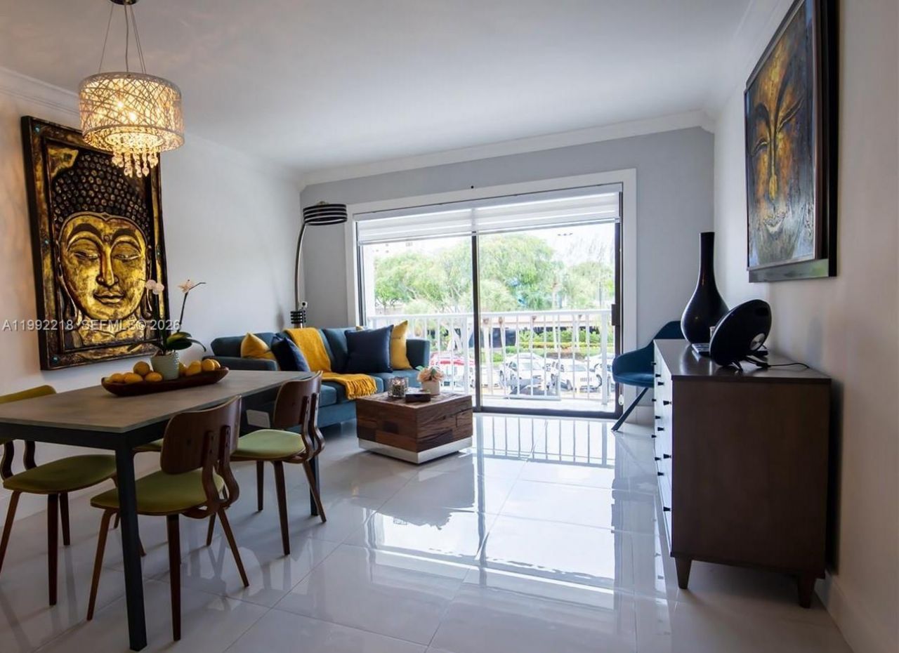 1650 NE 115th St, Unit 302, Miami, FL 33181 Photo