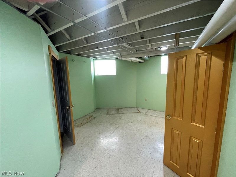 1205 Elm Street, Youngstown, OH 44505 Photo 24