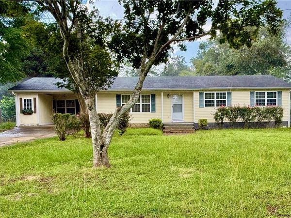 208 Donna Lane, Dallas, GA 30157