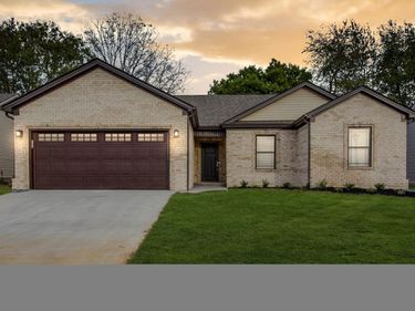 952 Auckland Avenue, Richmond, KY 40475