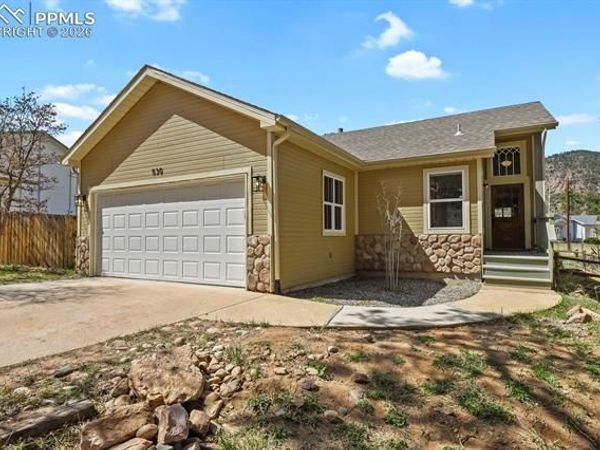 530 Fort Collins Drive, Palmer Lake, CO 80133