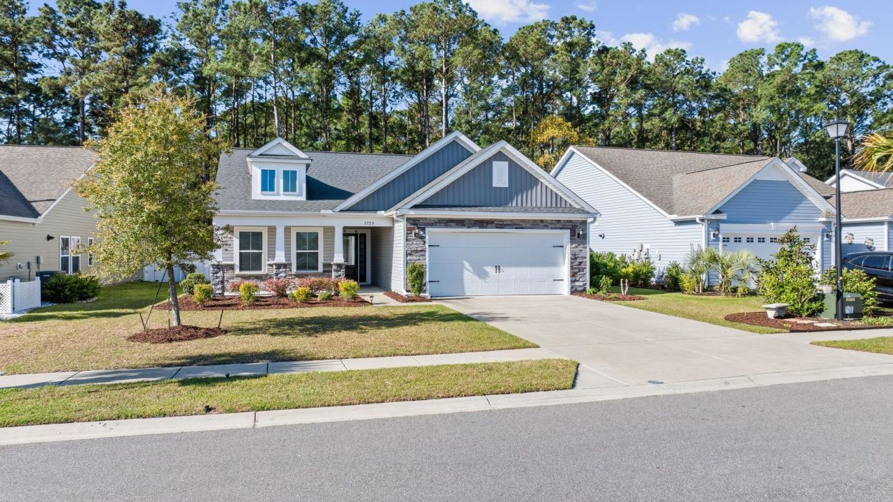 3725 Park Pointe Ave. Photo 2