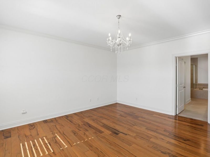 3175 Tremont Road, Unit 504, Columbus, OH 43221 Photo 25