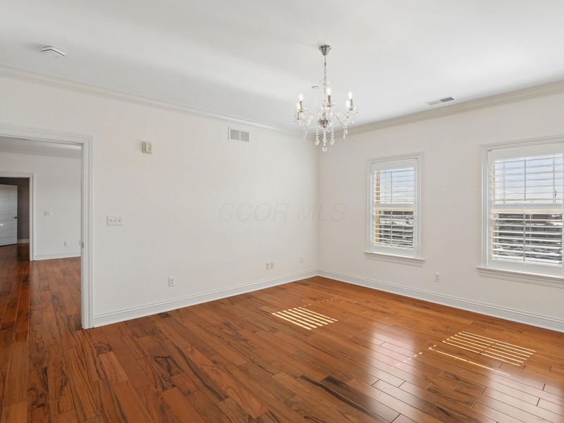 3175 Tremont Road, Unit 504, Columbus, OH 43221 Photo 27