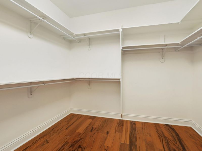 3175 Tremont Road, Unit 504, Columbus, OH 43221 Photo 31