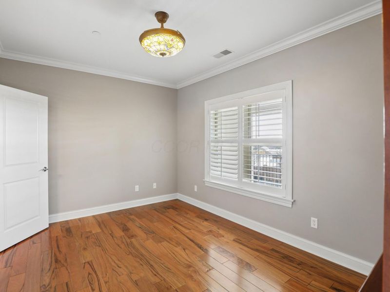 3175 Tremont Road, Unit 504, Columbus, OH 43221 Photo 35