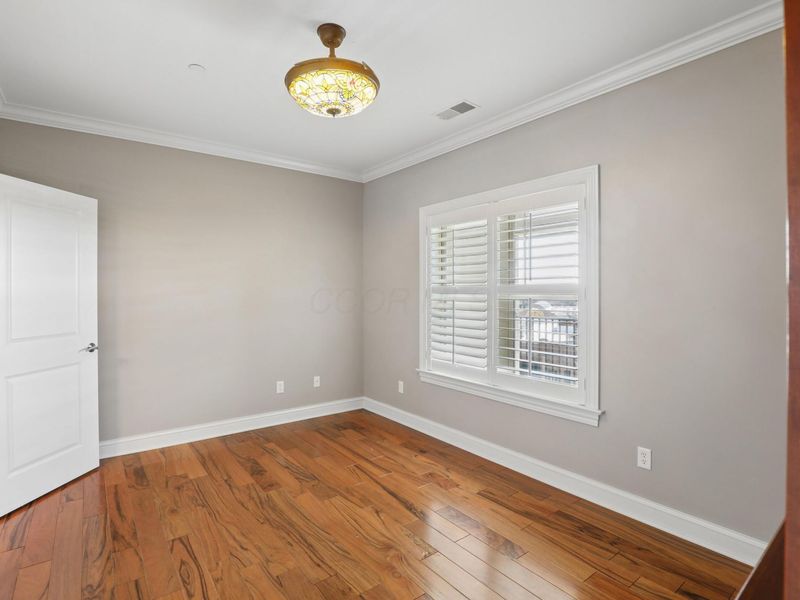 3175 Tremont Road, Unit 504, Columbus, OH 43221 Photo 36