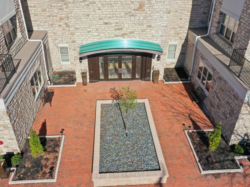 3175 Tremont Road, Unit 504, Columbus, OH 43221 Photo 45