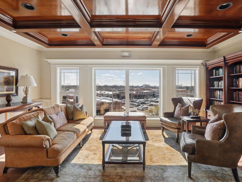 3175 Tremont Road, Unit 504, Columbus, OH 43221 Photo 52