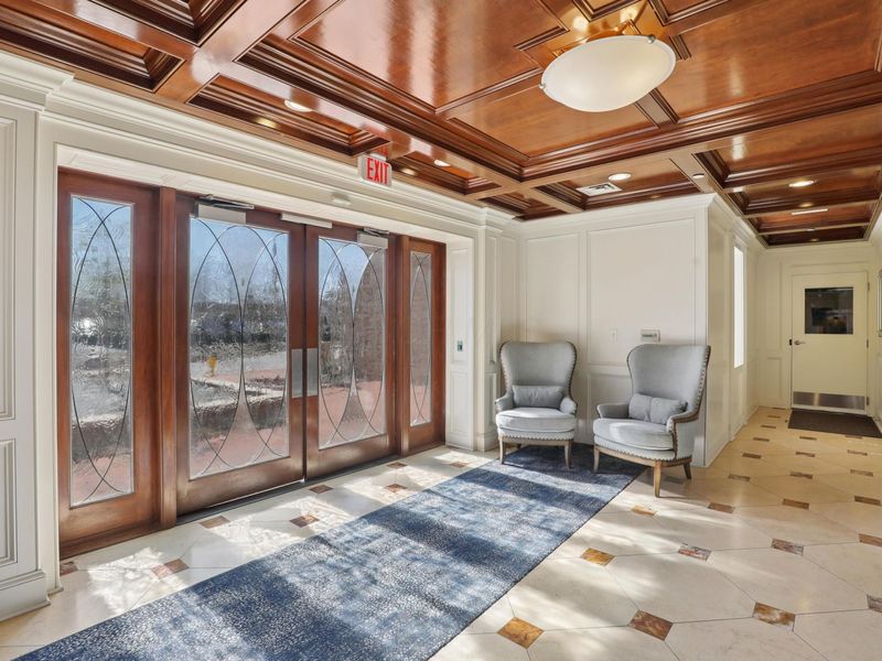 3175 Tremont Road, Unit 504, Columbus, OH 43221 Photo 53