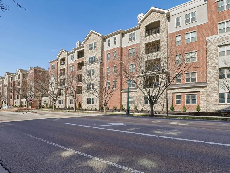 3175 Tremont Road, Unit 504, Columbus, OH 43221 Photo 54