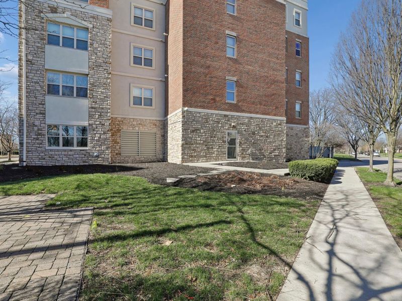 3175 Tremont Road, Unit 504, Columbus, OH 43221 Photo 56