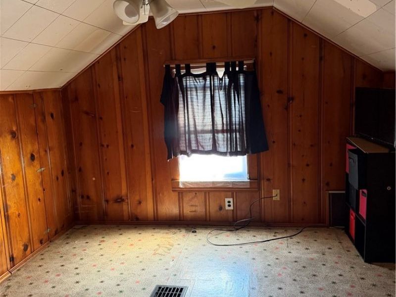 2228 E 30th Street , Lorain, OH 44055 Photo 4