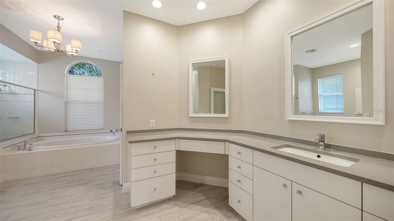 6309 Thorndon Circle, University Park, FL 34201 Photo