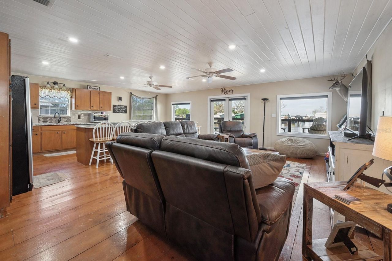 364 NE 256th Avenue , Suwannee, FL 32692 Photo