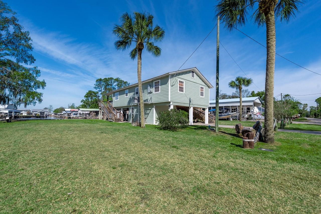 364 NE 256th Avenue , Suwannee, FL 32692 Photo