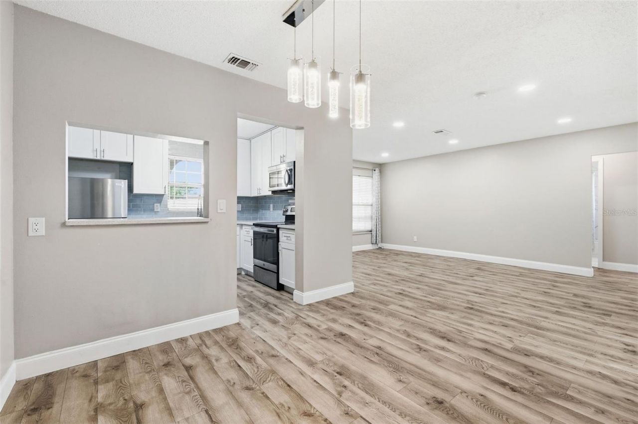 9993 86th St, Seminole, FL 33777 Photo