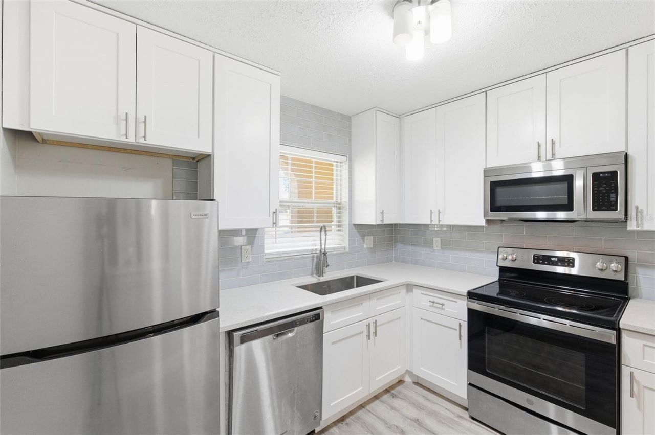 9993 86th St, Seminole, FL 33777 Photo