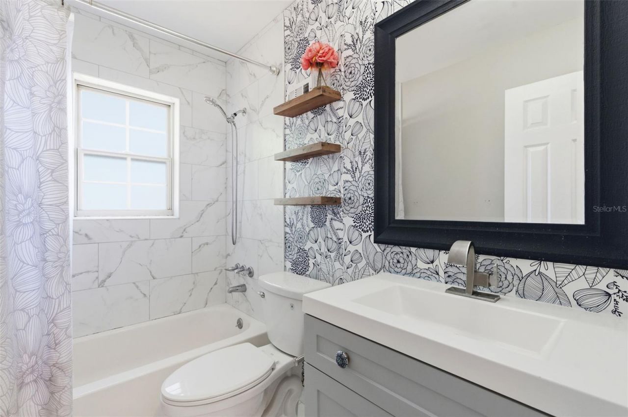 9993 86th St, Seminole, FL 33777 Photo