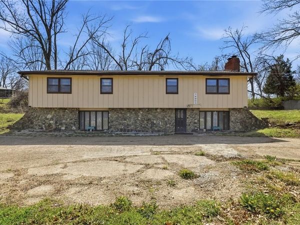 14903 E Kentucky Road, Independence, MO 64050