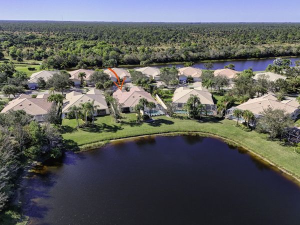 8557 SE Retreat Drive, Hobe Sound, FL 33455