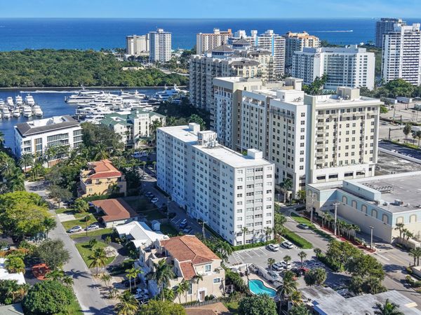 2555 NE 11th Street, Unit 804, Fort Lauderdale, FL 33304