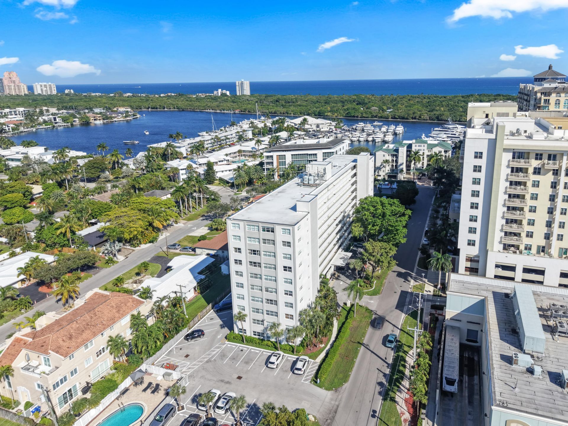 2555 NE 11th Street, Unit 804, Fort Lauderdale, FL 33304 Photo