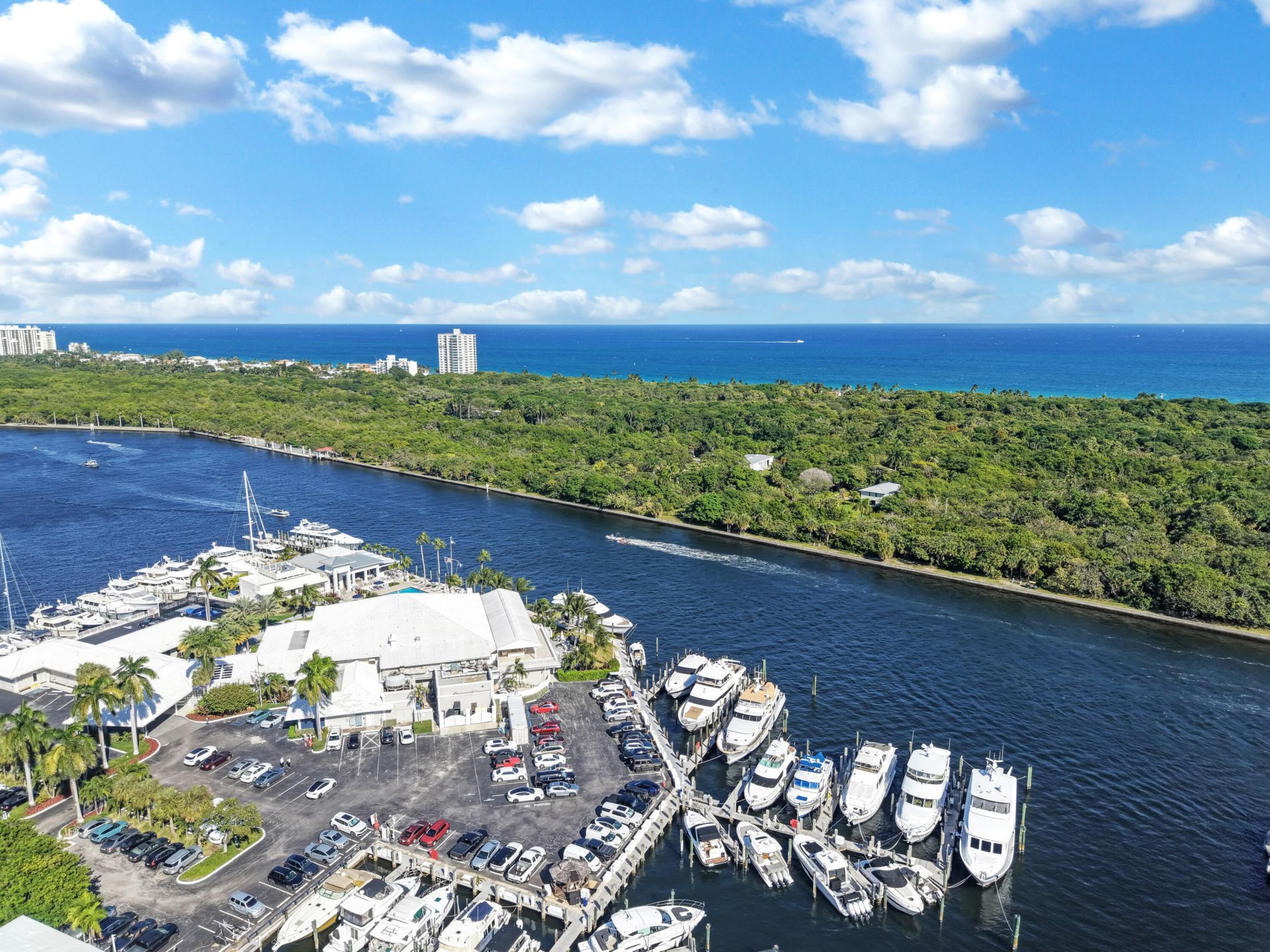 2555 NE 11th Street, Unit 804, Fort Lauderdale, FL 33304 Photo