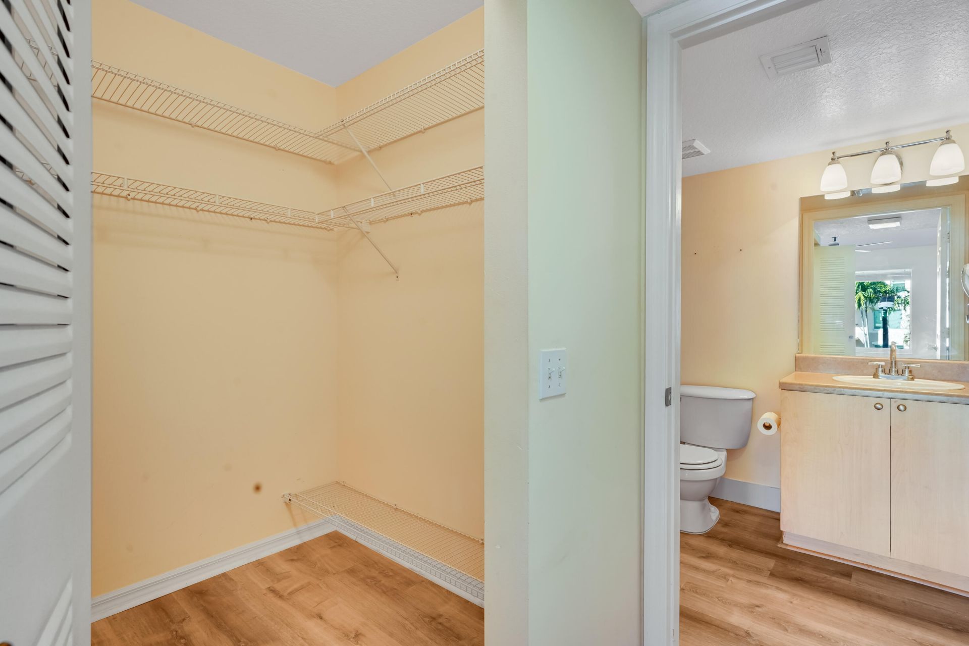 1112 Villa Circle, Boynton Beach, FL 33435 Photo