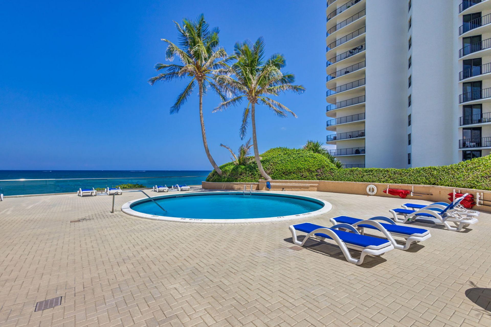 5440 N Ocean Drive, Unit 805, Singer Island, FL 33404 Photo