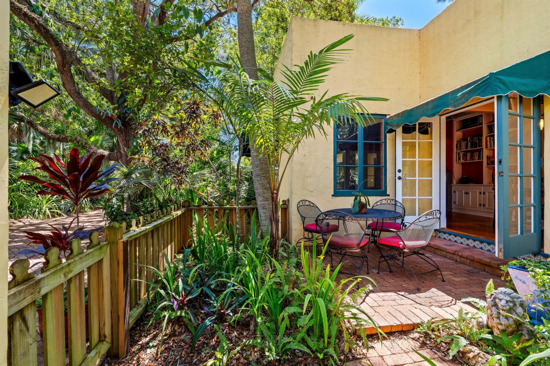 825 Alamanda Street, Boca Raton, FL 33486 Photo