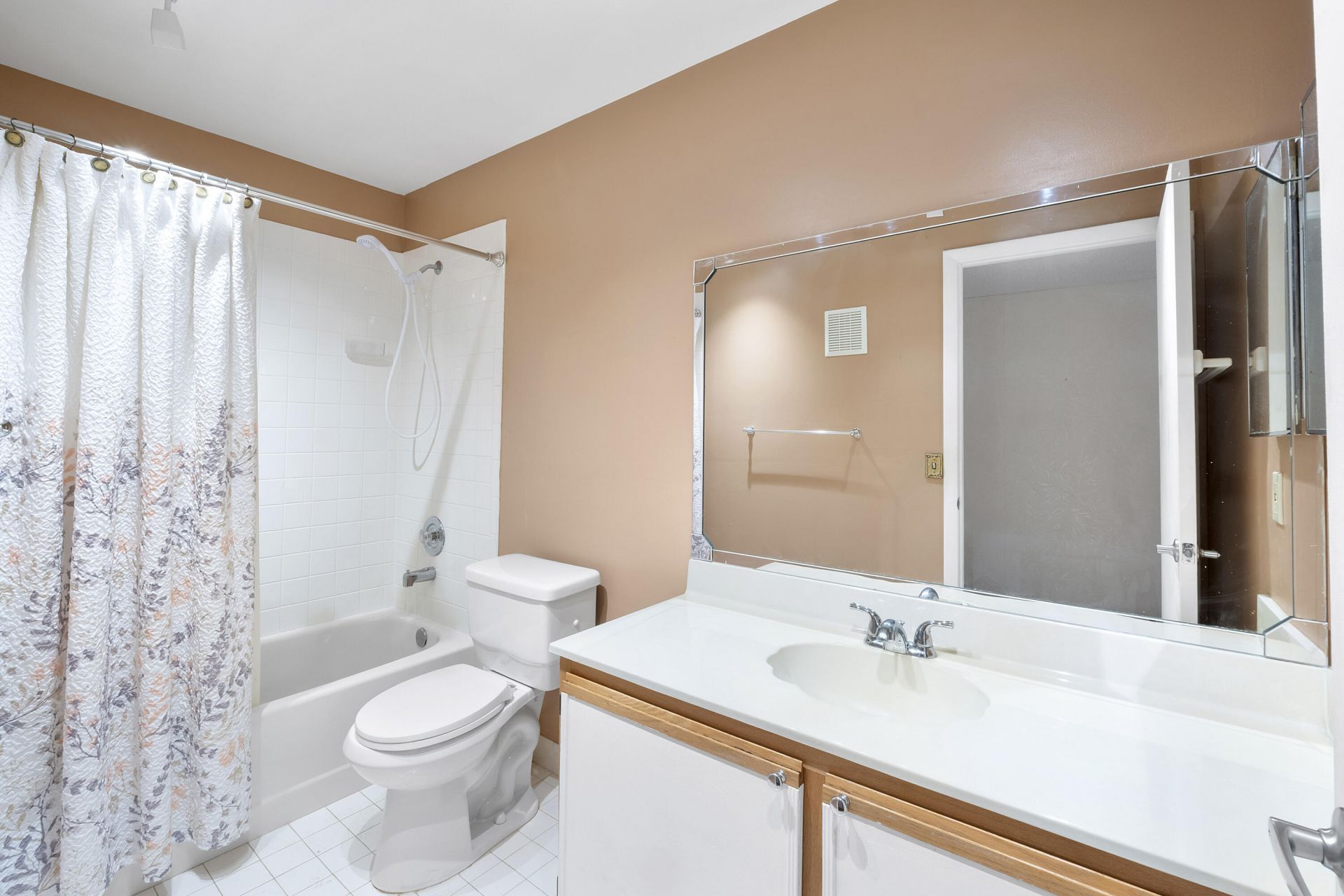 10979 W Clairmont Circle, Tamarac, FL 33321 Photo