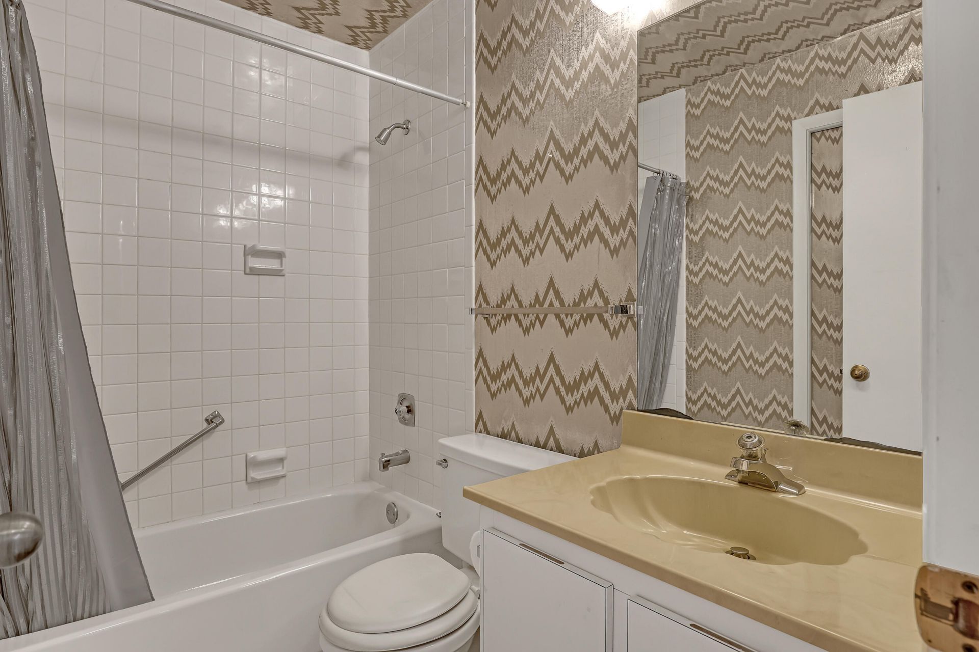 13841 Royal Palm Court, Unit A, Delray Beach, FL 33484 Photo