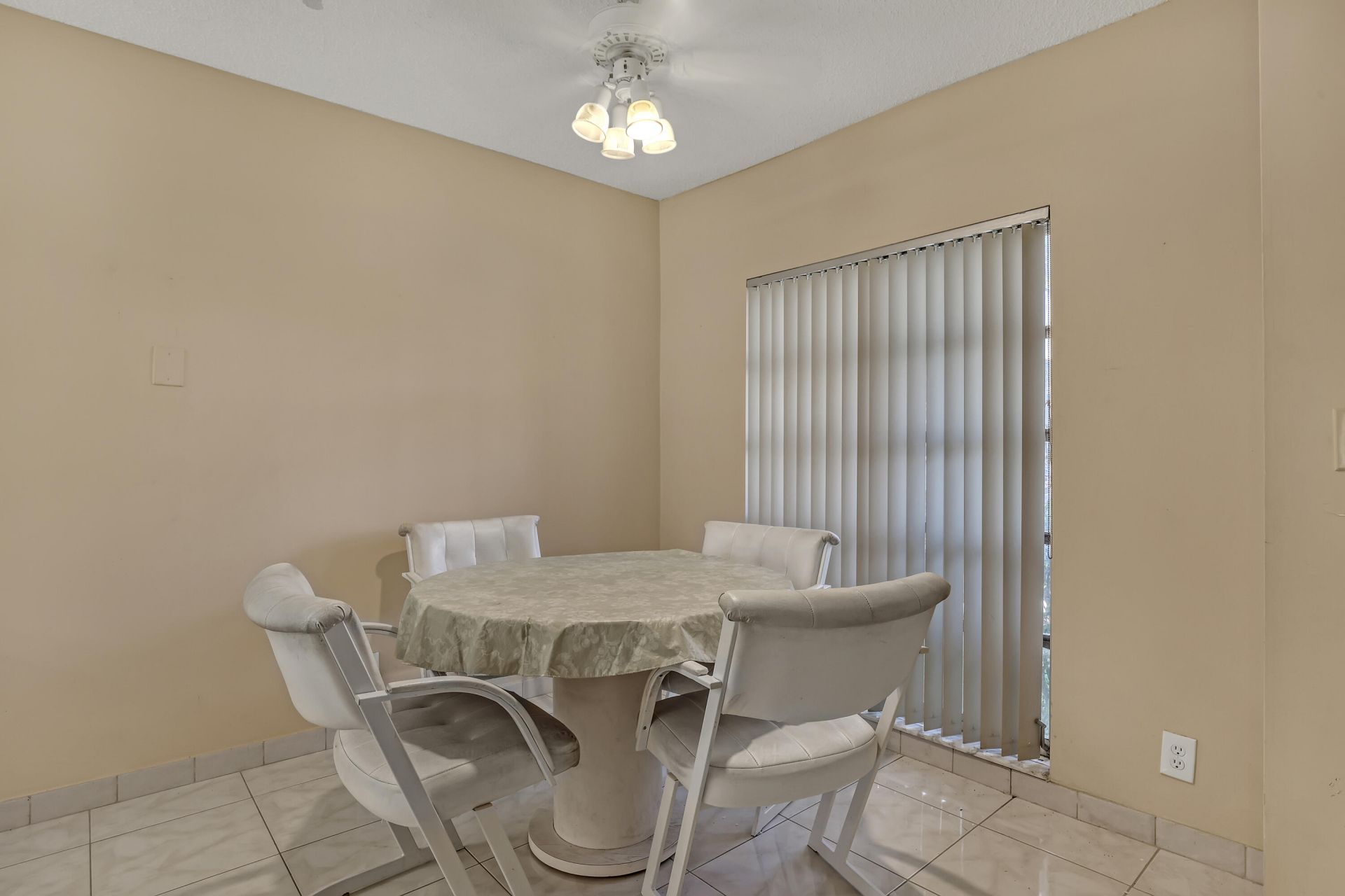 13841 Royal Palm Court, Unit A, Delray Beach, FL 33484 Photo