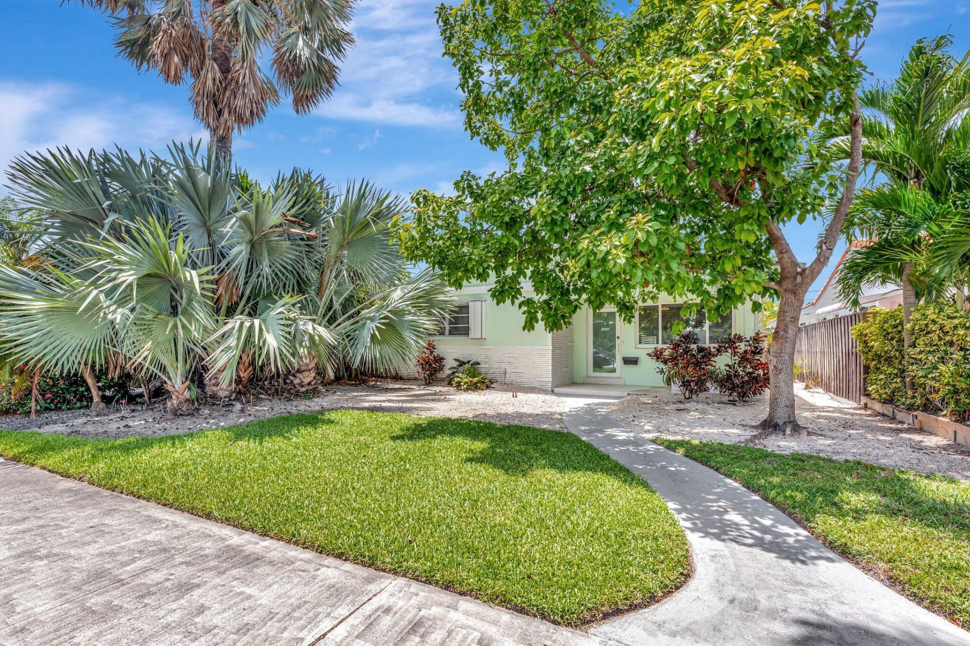 1246 Johnson Street, Hollywood, FL 33019 Photo