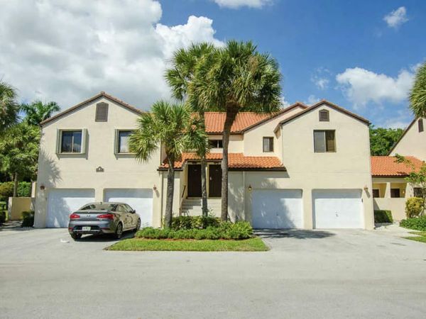 4 VÃ­a De Casas Sur, Unit 202, Boynton Beach, FL 33426