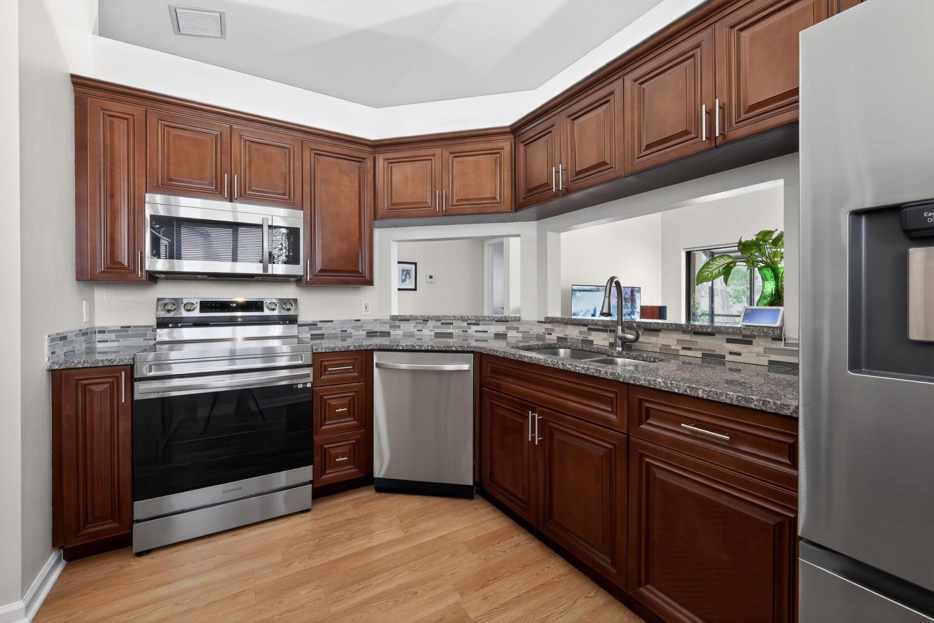 4 Vía De Casas Sur, Unit 202, Boynton Beach, FL 33426 Photo