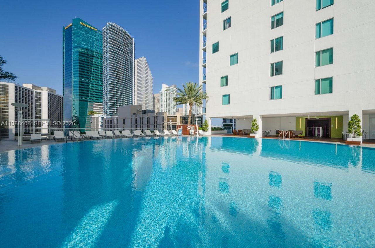 55 SE 6th St, Unit 4200, Miami, FL 33131 Photo