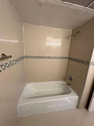 5400 SW 77 Court, Unit 2R, Miami, FL 33155 Photo